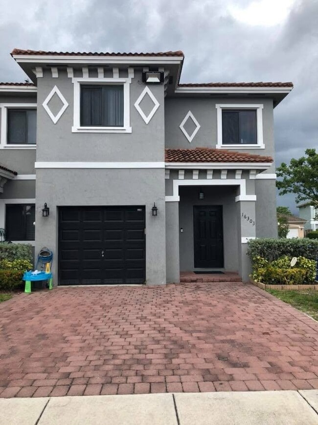 property at 16303 SW 44th Terrace