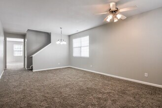 209 Georgetowne Dr in Clayton, NC - Building Photo - Building Photo