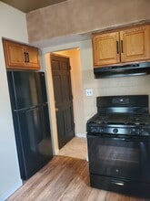 623 Bohland Ave, Unit 1 Floor in Bellwood, IL - Foto de edificio - Building Photo