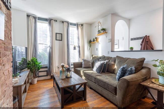 property at 148.5 Union St