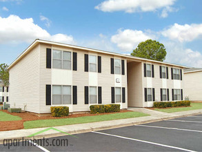 Woodhaven Apartments in Augusta, GA - Foto de edificio - Building Photo