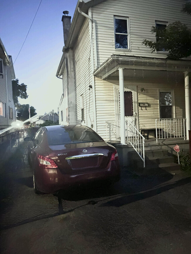 property at 121 Morris Ave