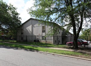 Eagle Rock Apartments in Kansas City, MO - Building Photo - Building Photo