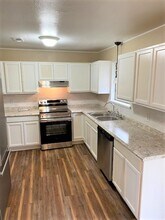 204 Hardesty Dr in Shawnee, OK - Building Photo - Building Photo
