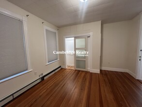 253 Washington St, Unit T in Cambridge, MA - Building Photo - Building Photo