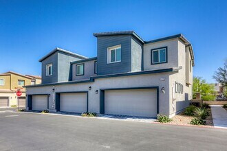 12728 Feathersong in Henderson, NV - Building Photo - Building Photo