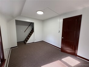 143 Reo Ave in Buffalo, NY - Foto de edificio - Building Photo
