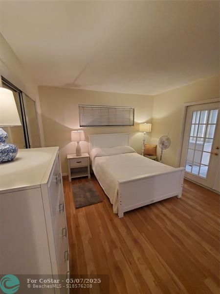 property at 2050 NE 39th St