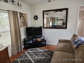 8856 W Arber Ct in Homosassa, FL - Building Photo