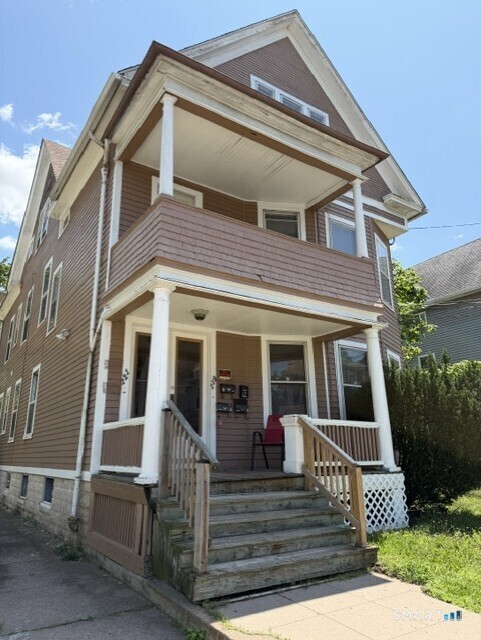 119 Hobart St