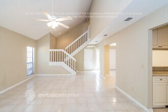8104 Kilwinning Ln in Jacksonville, FL - Building Photo - Building Photo