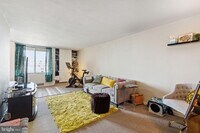 604-36 S Washington Square photo'