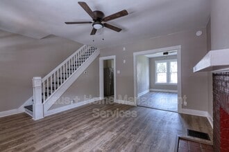 66 Dewey St in Etna, PA - Building Photo - Building Photo