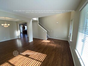 209 Phoenix Ave SW in Orting, WA - Foto de edificio - Building Photo