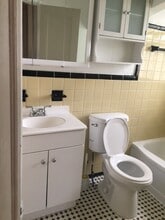 20037 Schaefer Hwy in Detroit, MI - Building Photo - Building Photo