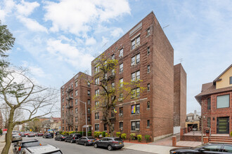 1730 E 18th in Brooklyn, NY - Foto de edificio - Primary Photo