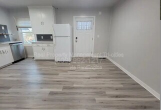 402 Barth Ave in Richland, WA - Foto de edificio - Building Photo