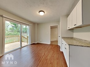 19 Westgate Park Dr in Newnan, GA - Building Photo - Building Photo