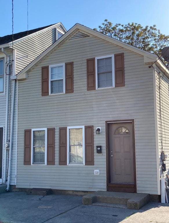 property at 129 N 14th St