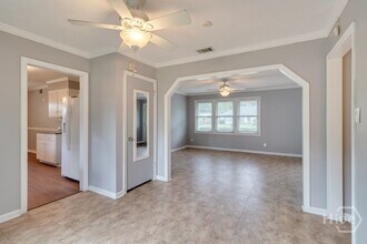 319 Tanglewood Rd in Savannah, GA - Building Photo - Building Photo