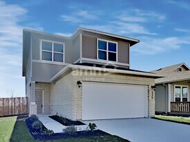 325 Pebble Beach Run in New Braunfels, TX - Building Photo