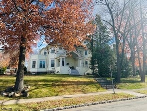 7 Norwood Ave in Summit, NJ - Building Photo - Building Photo