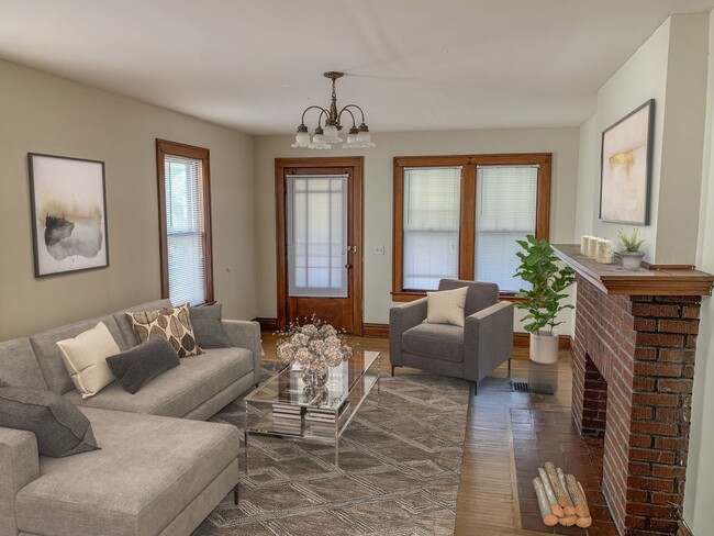 property at 208 Olentangy St