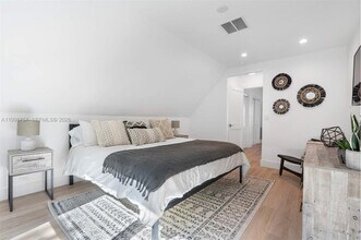 18 Hersey Dr in Boynton Beach, FL - Building Photo - Building Photo