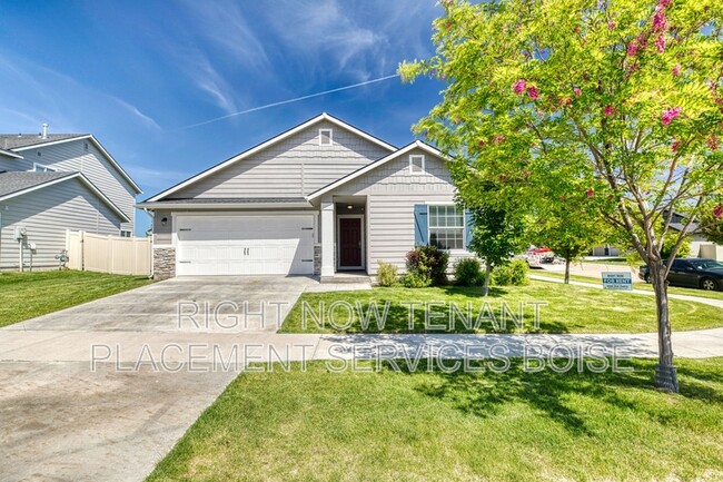 property at 8148 S Red Shine Ave