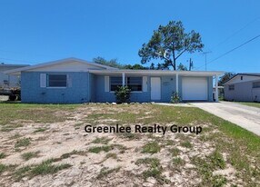 5424 Shell Dr in New Port Richey, FL - Building Photo