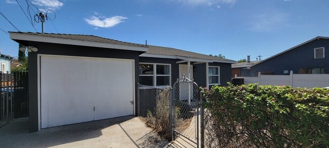 property at 329 W Walnut Ave