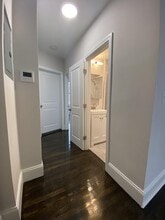 16 Saint Germain St, Unit 8 in Boston, MA - Foto de edificio - Building Photo