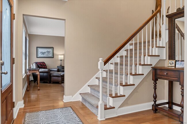 113 Flat Rock Rd in Branford, CT - Building Photo - Building Photo