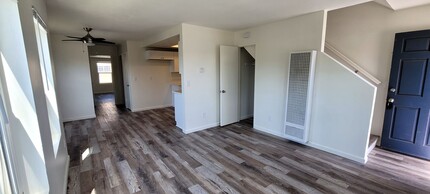 628 Riverside St in Ventura, CA - Foto de edificio - Building Photo