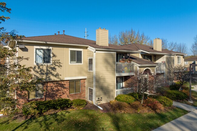 Creekwood in Ann Arbor, MI - Foto de edificio - Building Photo
