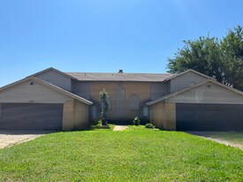 6810 Lancer Ln in Oklahoma City, OK - Building Photo