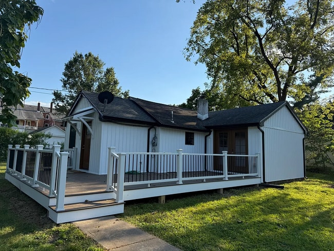property at 114 N Penrose St