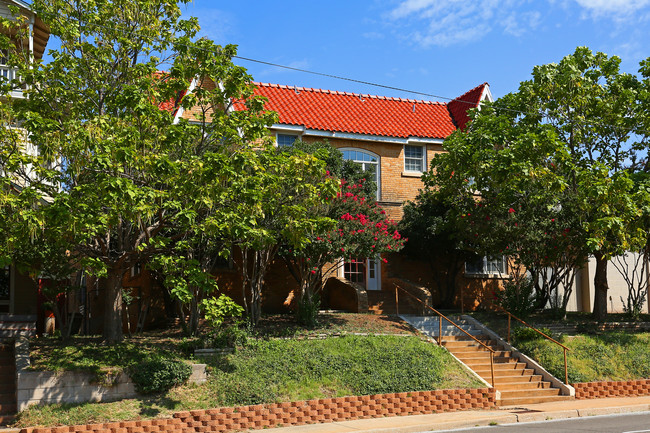 Altamere Apartments in Oklahoma City, OK - Building Photo - Building Photo