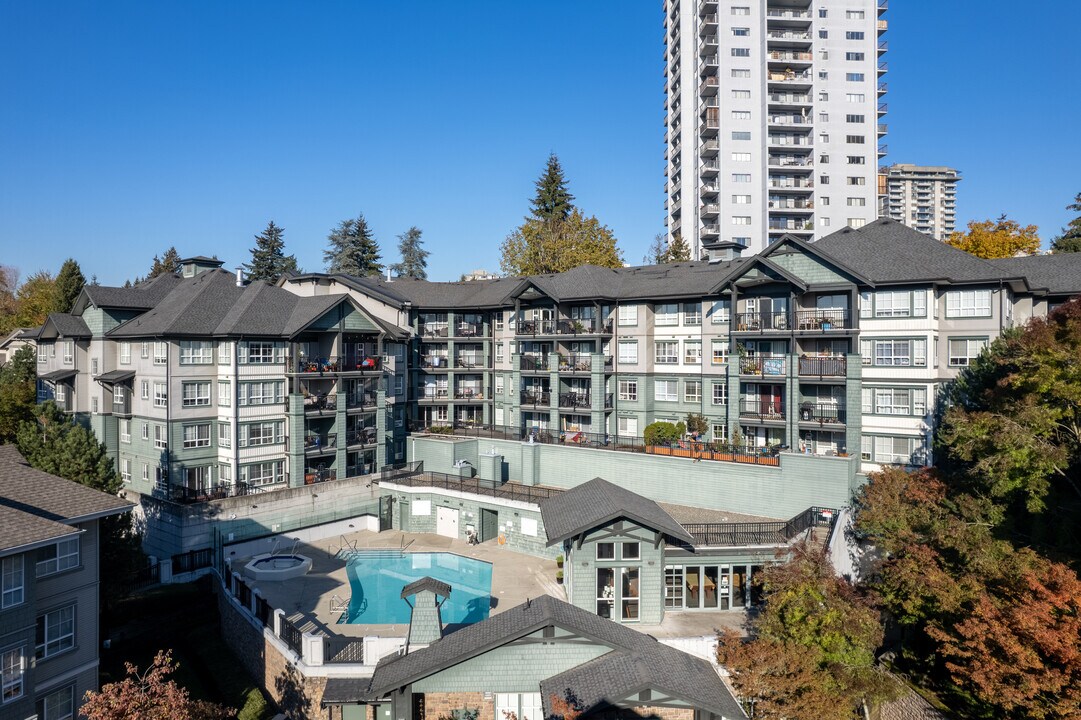 Sandlewood in Burnaby, BC - Building Photo