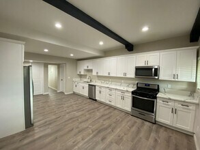 4841 Art St in San Diego, CA - Building Photo - Building Photo