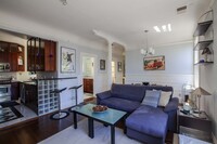 2538 Polk St, Unit Elegant Penthouse Charm in San Francisco, CA - Building Photo - Building Photo