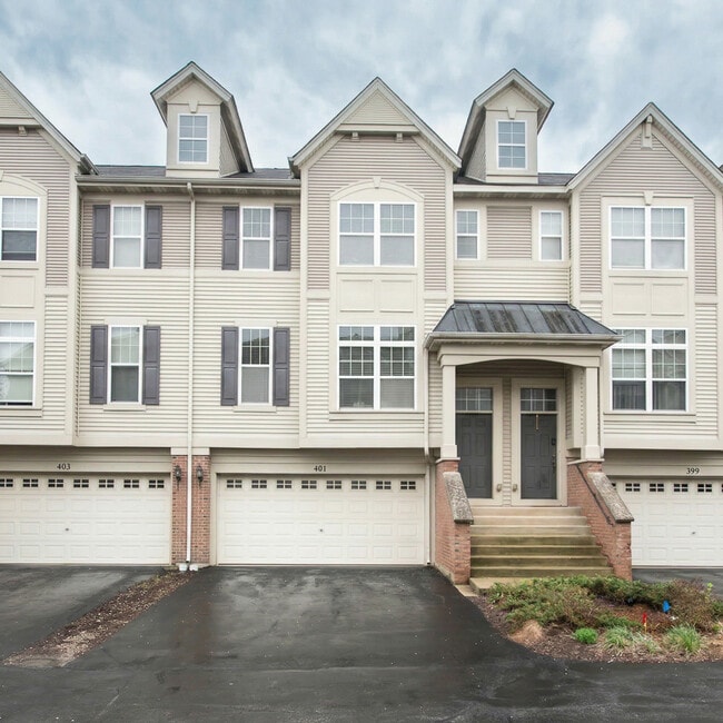 property at 401 N Commerce St