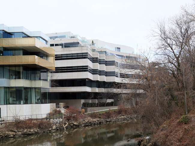 Residences at Harbourside