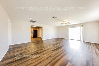 3320 W Surrey Ave in Phoenix, AZ - Building Photo - Building Photo