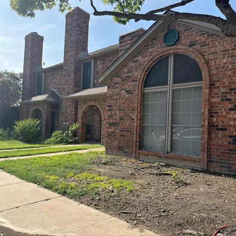 820 Custer St in Arlington, TX - Building Photo - Building Photo