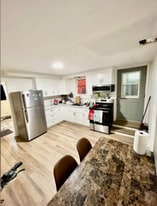 158 Neill St in Fredericton, NB - Building Photo