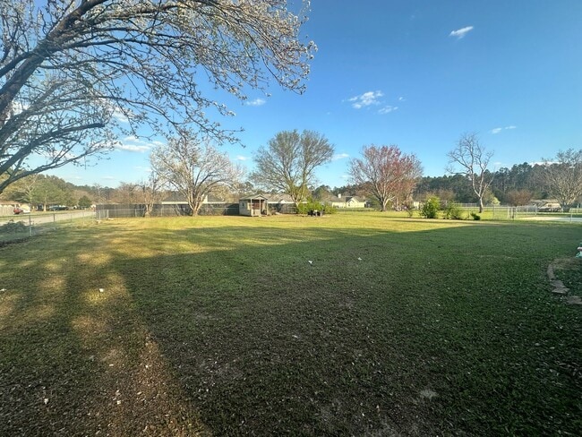 property at 3795 Robin Ln