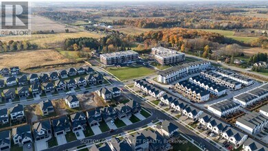 1975 Fountain Grass Dr in London, ON - Building Photo - Building Photo