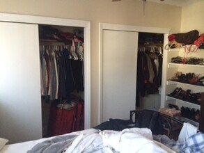 208 Willow St, Unit #2 in New Haven, CT - Building Photo - Building Photo