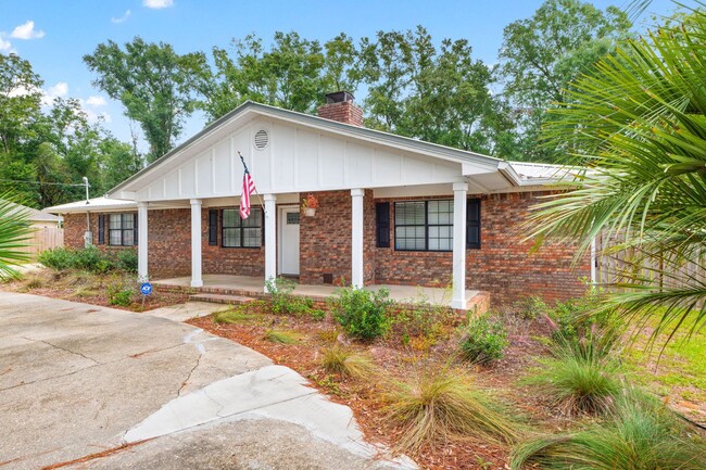 property at 4624 Santa Rosa Dr